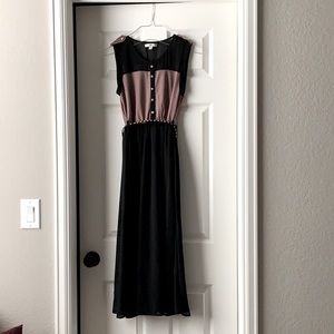 Women’s maxi dress, size M